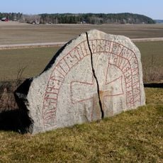 Östergötlands runinskrifter 31