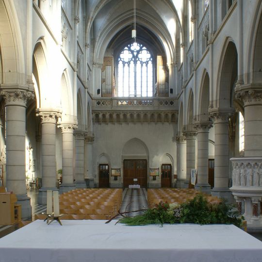 Heilige Familie en Sint-Corneliuskerk