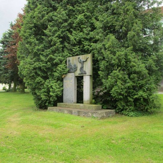 Pomník padlým v Hodětíně