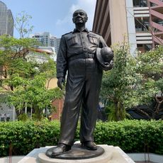 Statue of Pin Malakul, Srinakharinwirot University