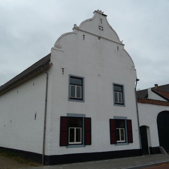 Kampstraat 11, Arensgenhout