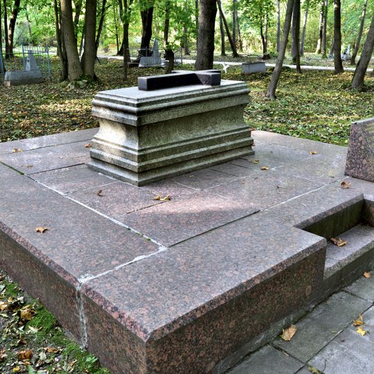 Bellingshausen Cenotaph in Kronstadt