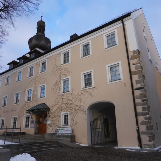 Kirchenburg Neukirchen beim Heiligen Blut