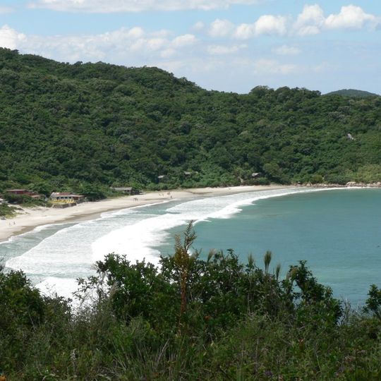 Praia dos Naufragados