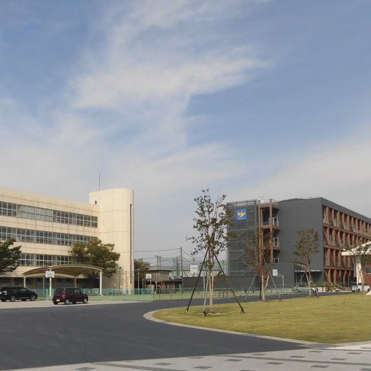 秀岳館高等学校