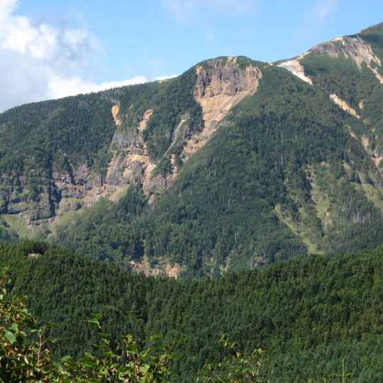 Mount Akaiwanoatama