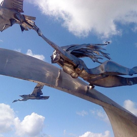 Amphitrite, the wave and the sea birds