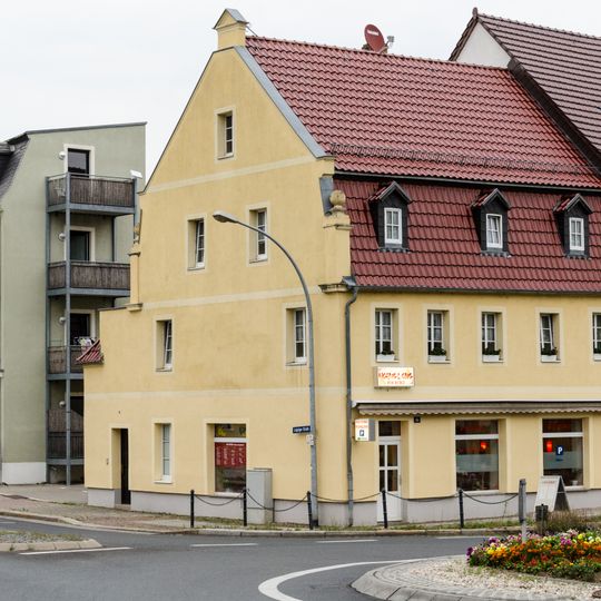 Wohnhaus in Ecklage St.-Georgen-Straße 6