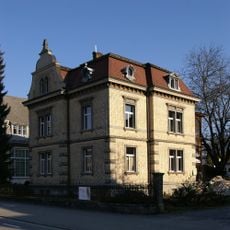 Villa Rauch samt Einfriedung