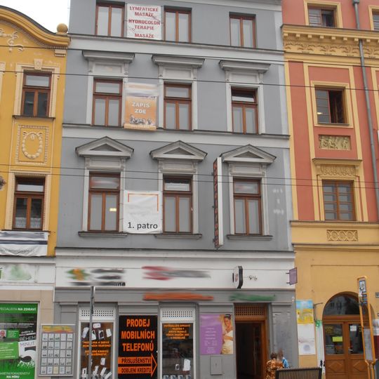 Dolní náměstí 21