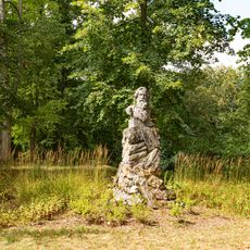 Busta Svatopluka Čecha v parku v Gebauerově ulici v Nové Pace