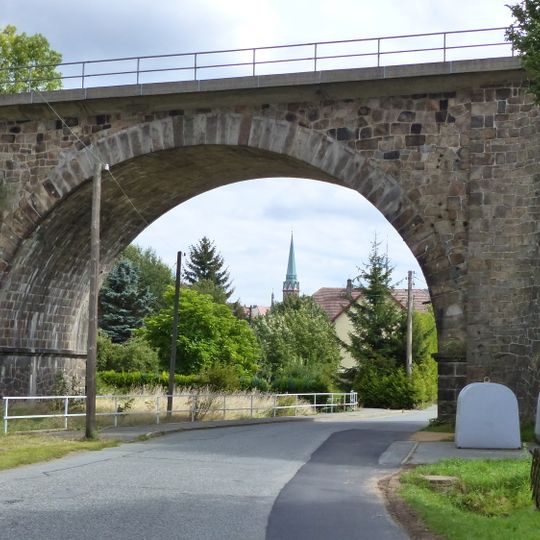 Einzeldenkmal der Bahnstrecke Zittau–Löbau: Eisenbahnbrücke über die Straße ; Altlöbau, Altlöbauer Straße