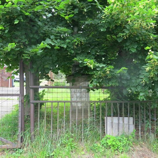 Socha svatého Antonína Paduánského u domu Slévačská 390/11 v Dolních Křečanech