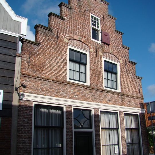 Bult 2, Edam
