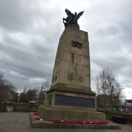 Staffordshire County War Memorial With Flanking Walls And Gates