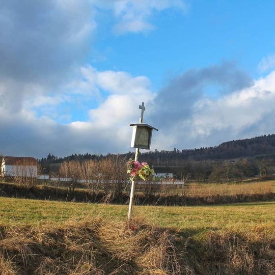 Obrázek v Jakubovicích u polní cesty