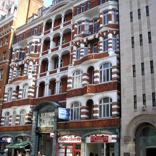 Westminster Palace Gardens