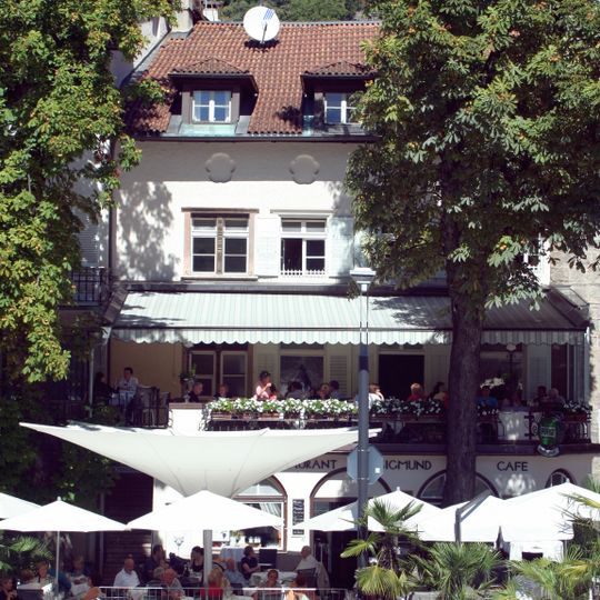 Leonardo-da-Vinci-Straße 1