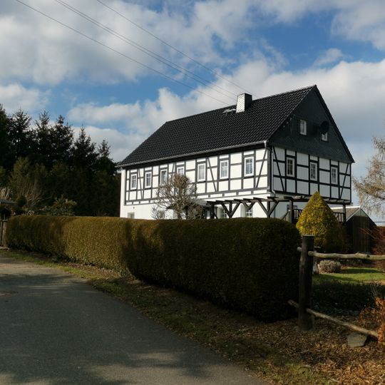 Wohnstallhaus eines ehemaligen Zweiseithofes Ringstraße 8