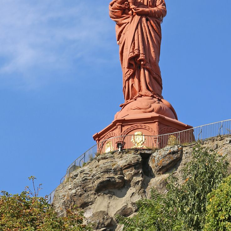 Statue de Notre-Dame de France