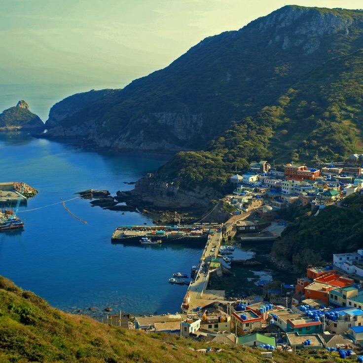 Hongdo Island