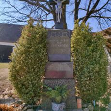 Kříž na východním okraji obce