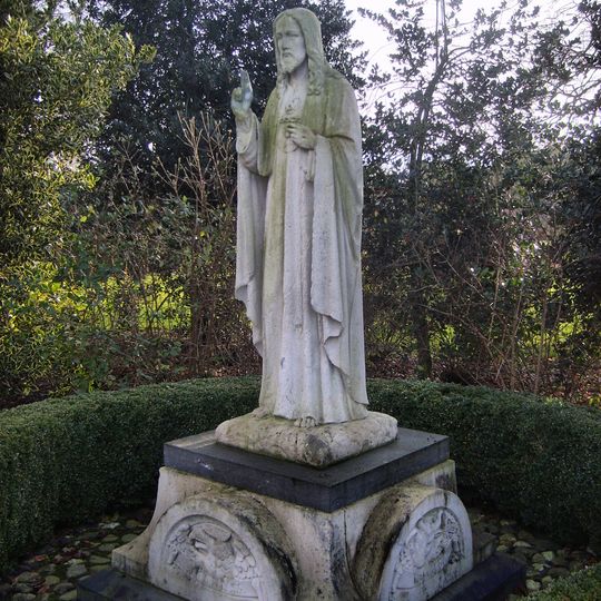 Statue of Sacred Heart of Jesus Christ