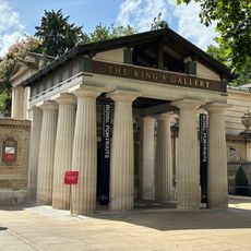 Queen's gallery