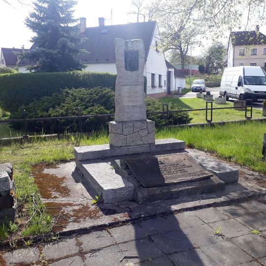 Pomník padlým vojákům Rudé armády v Lásenici