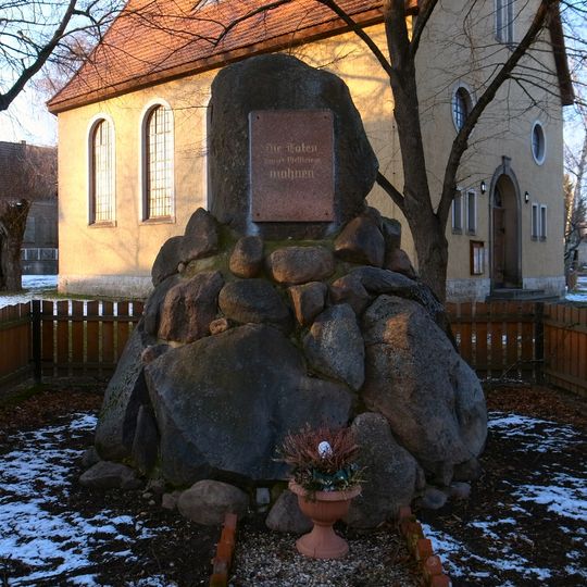 Kriegerdenkmal Schwarz