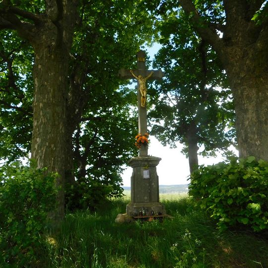 Kříž na Haberské stezce u Kosova