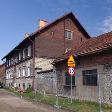 Budynek mieszkalny (ul. Parkowa 12) w zespole folwarcznym w Świerklańcu