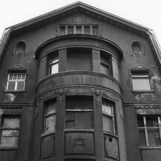 Mietshaus Lützner Straße 23