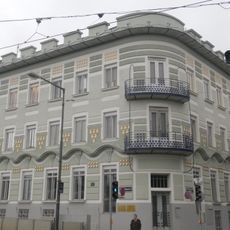 Wohn- und Geschäftshaus Hadikgasse 58