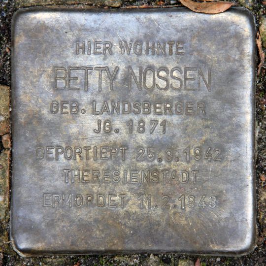 Stolperstein en memoria de Betty Nossen