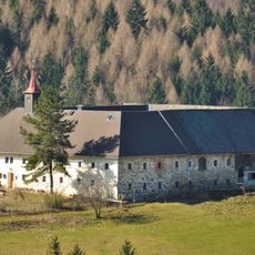 Bauernhof mit Kapelle, Schiefer