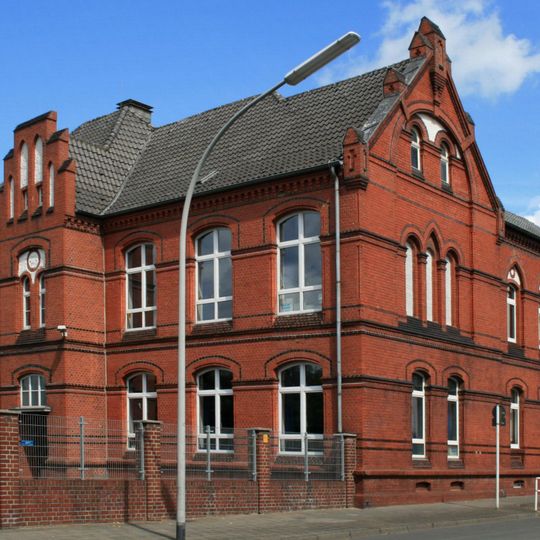 Von-der-Helm-Straße 198