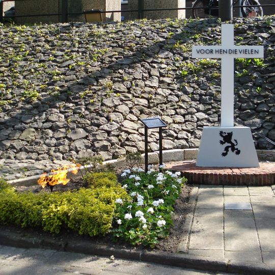 Monument aan de Hoflaan