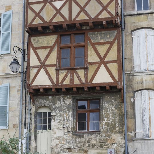 Immeuble, 25 place Saint-Pierre