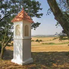 Boží muka u Plinkoutu vedle polní cesty