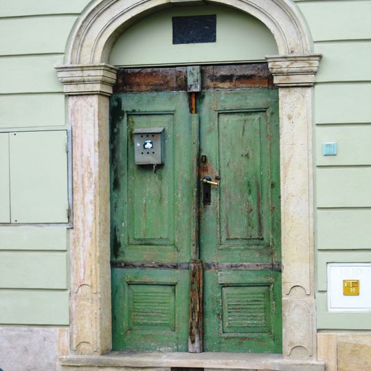 Portál domu Bezručova 10