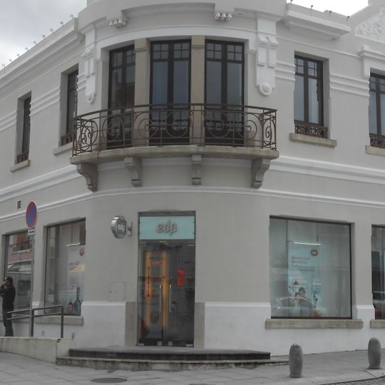 Casa na Rua Capitão Manuel Alberto Soares Pimentel, n.º 2 a 10