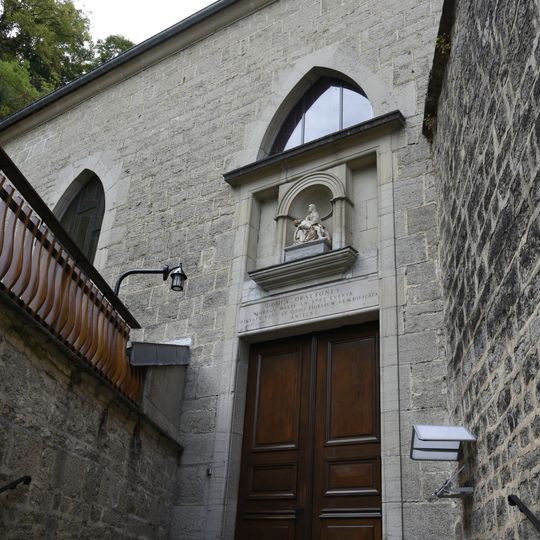 Chapelle du monastère de Clarisses Sainte-Claire de Poligny