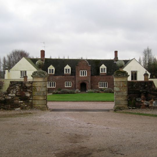 Mowlish Manor