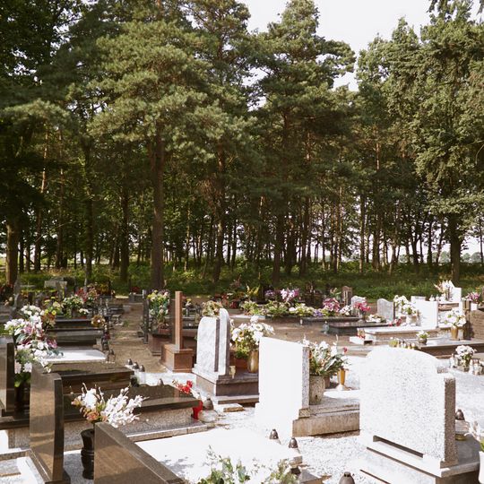 Cmentarz katolicki w Margoninie