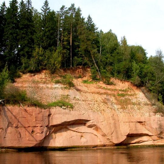 Ķūķu cliffs
