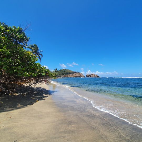 Plage de l'Anse Azerot