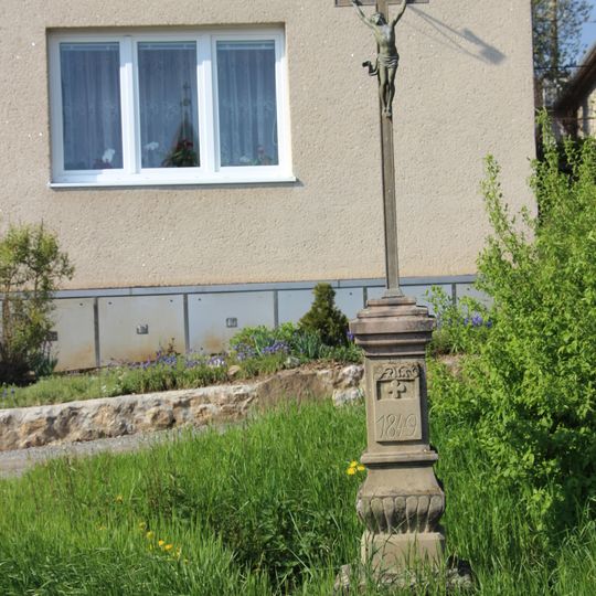 Kříž v Nuzířově