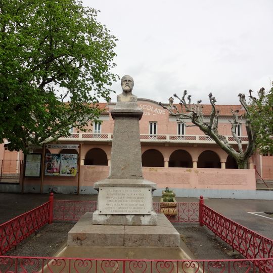 Monument à Louis Pasteur