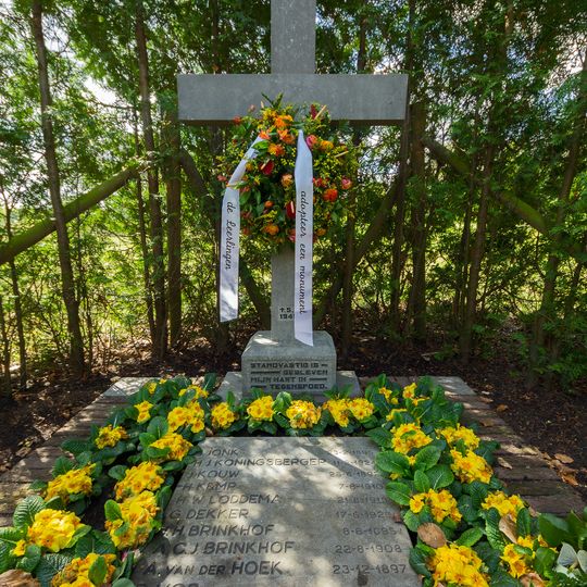 Monument aan de Soestdijkerweg